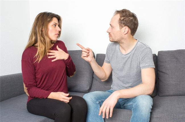 老婆出轨了,采取什么方法对付她最好? 老婆出轨了,采取什么方法对付她最好?